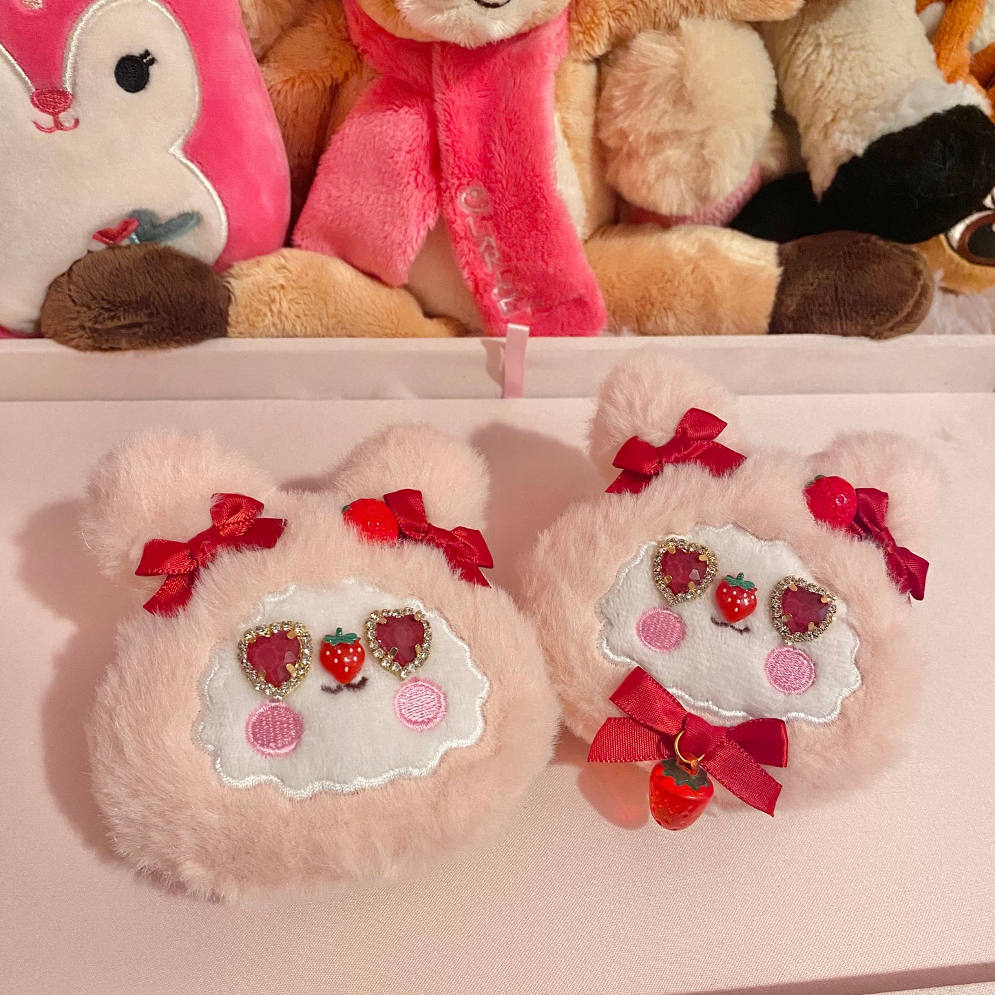 Strawberry Bunny 2-way Clip