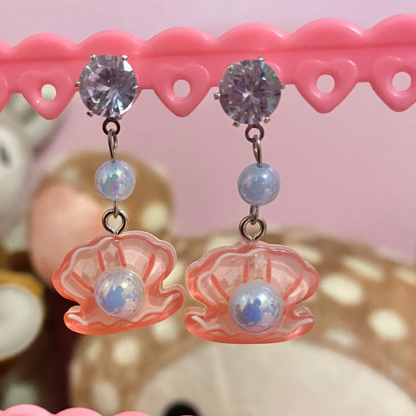 Lovely Clam Earrings