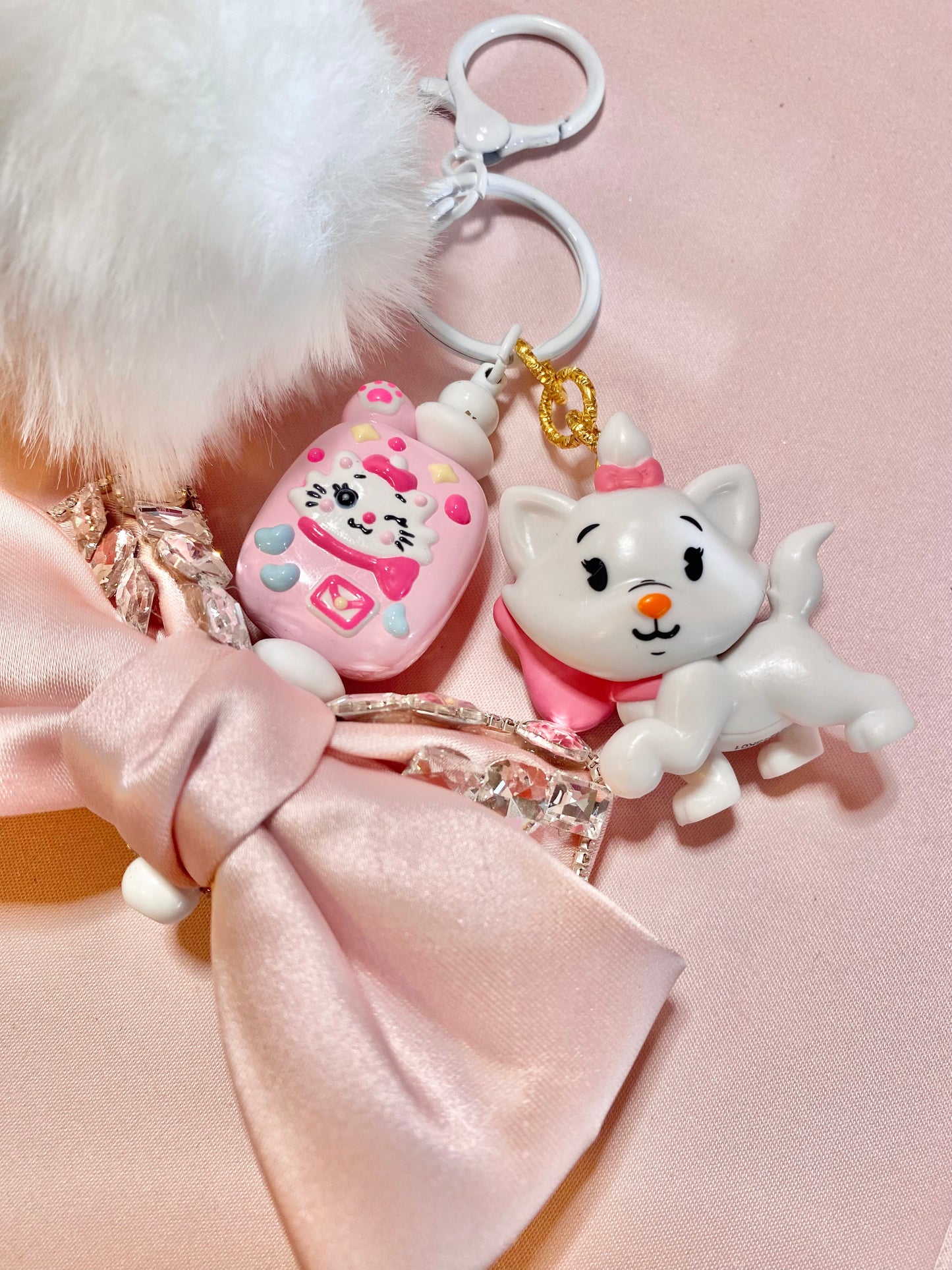 Bow Kitty Keychain