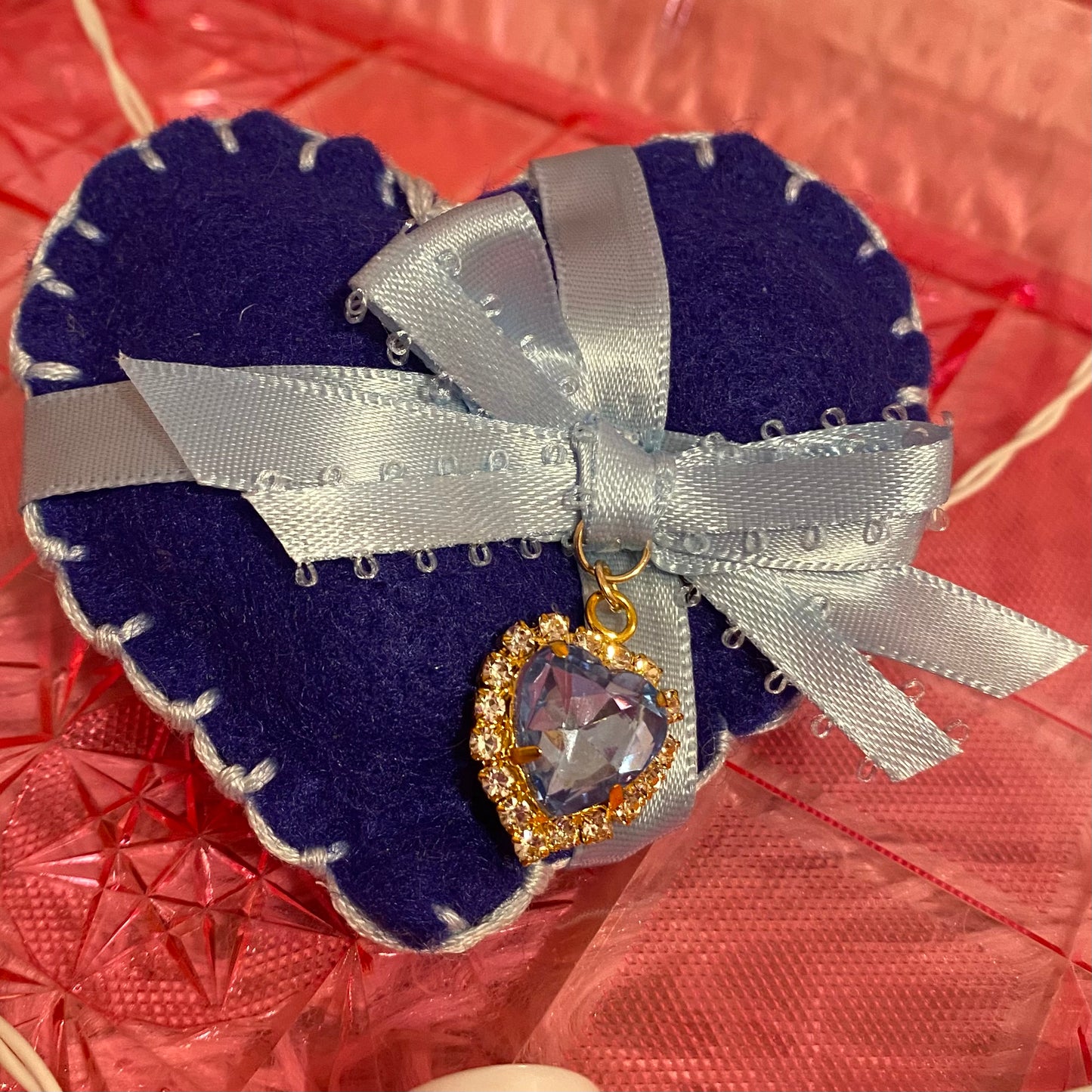 Chocolate Present Box Clip