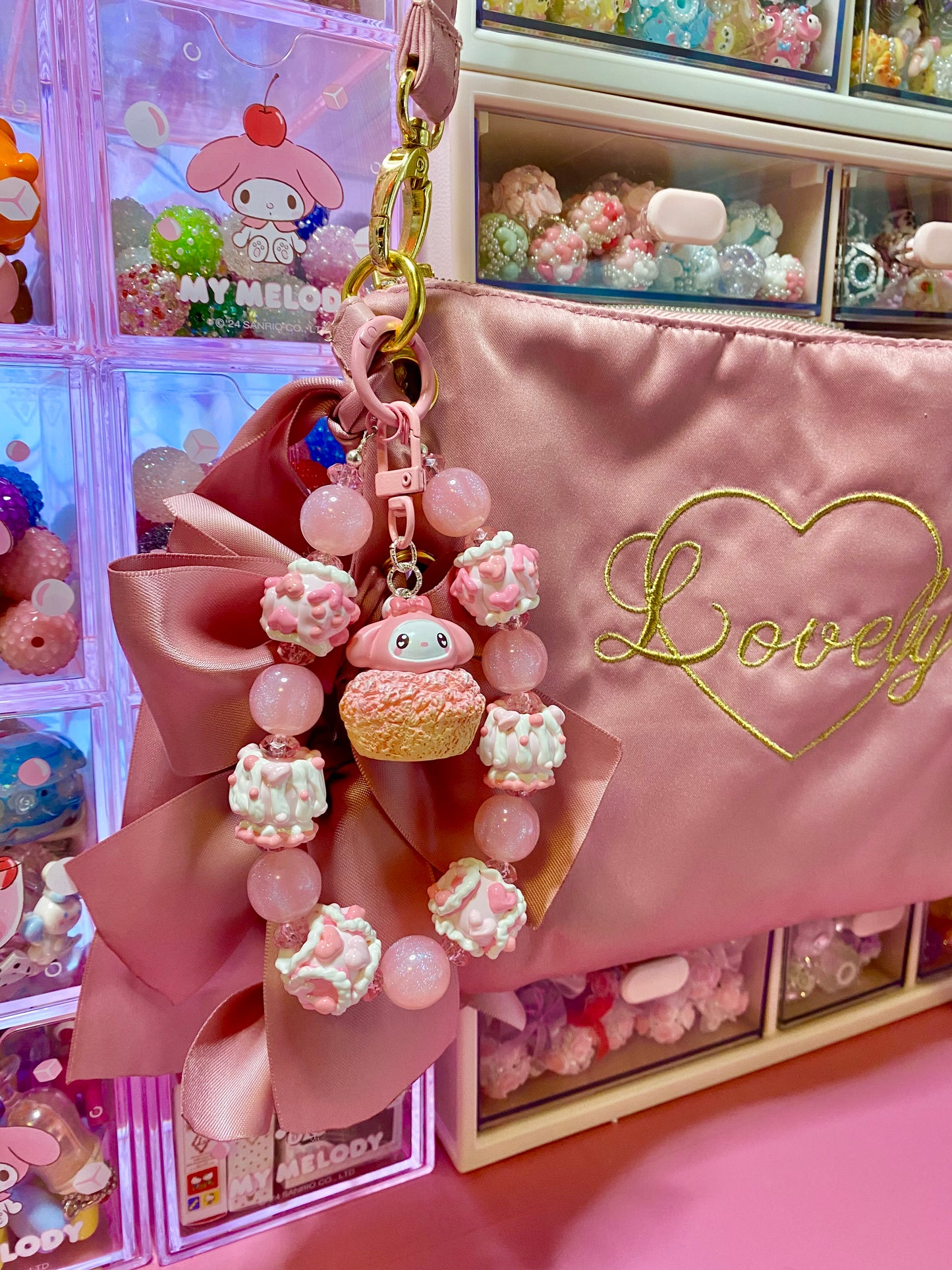 Cupcake Bunny Device Strap