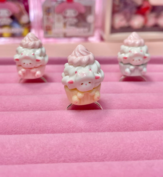 Lamb Cupcake Ring
